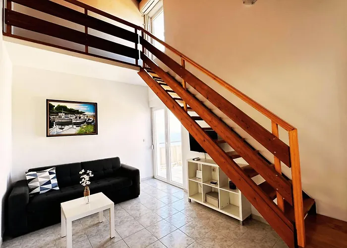 In With Sea View, Terrace, Air Conditioning, Wifi 5026-2 *